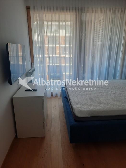 2.0 Novi Beograd-West 65