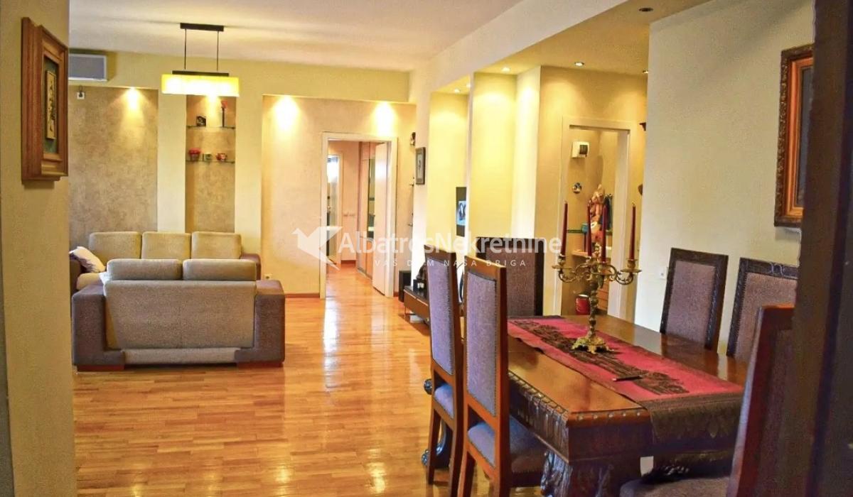 Ekskluzivan stan na Voždovcu