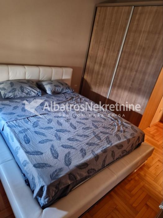 Stan Zvezdara 98m2 Denkova basta
