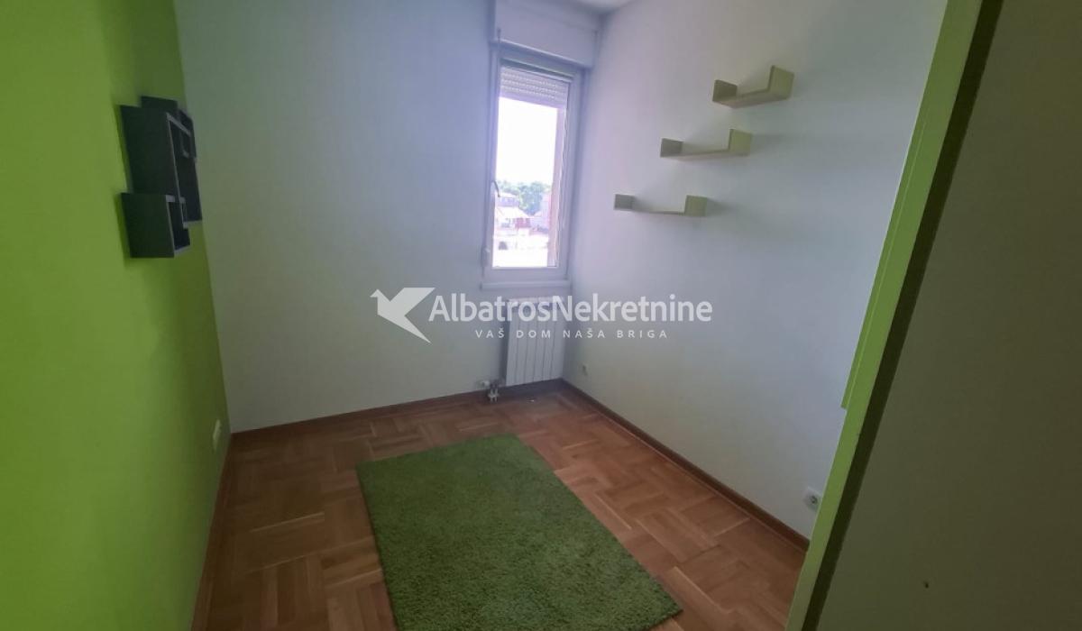 3 soban stan, Zira, Vuk, Centar, parking mesto