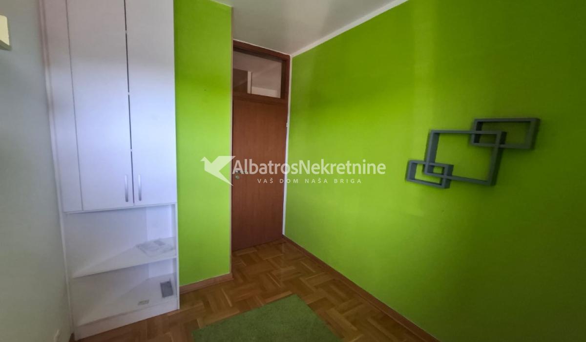 3 soban stan, Zira, Vuk, Centar, parking mesto
