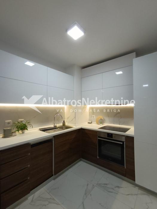 Dvosoban stan u naselju Sunnyville 45m2