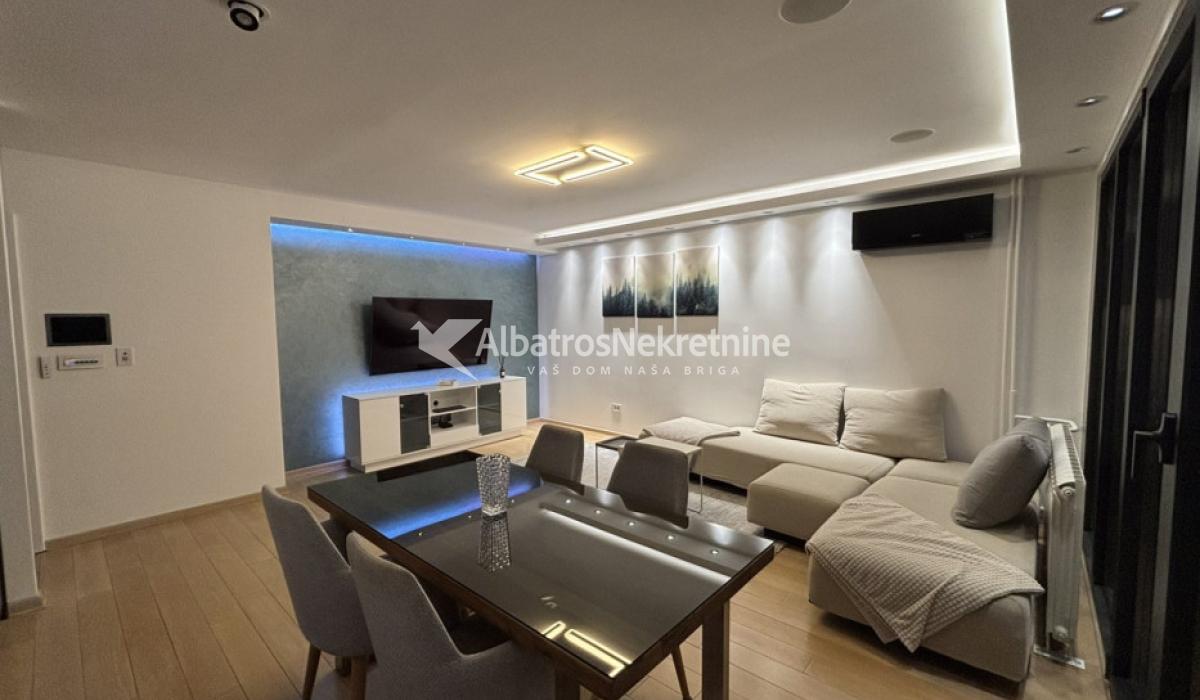 Blok 22, Sava centar, luksuzan, garaza, sve novo
