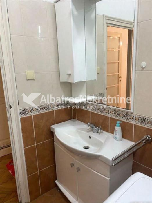 Makedonska 35 kvadrata