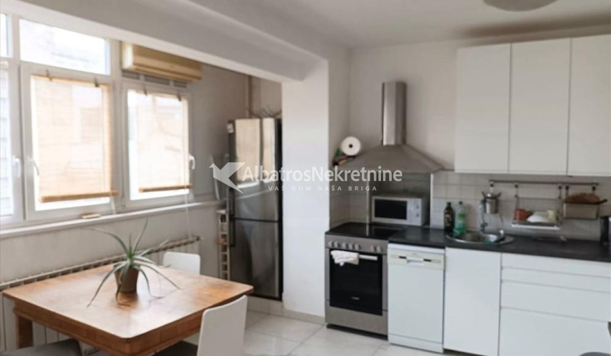 Beograd, Kalenic, 3.0. CG