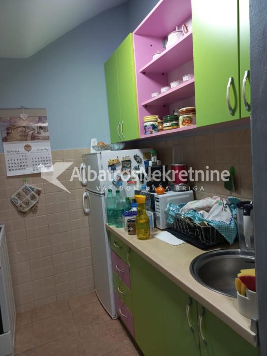 Predivan mali stan Na Zvezdari