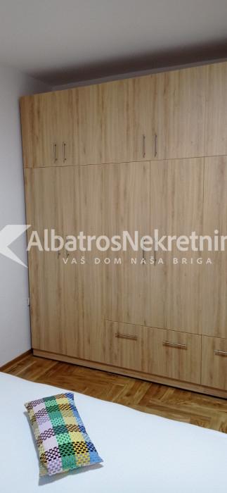 Vračar, Neimar, 74m2, II, 3.0