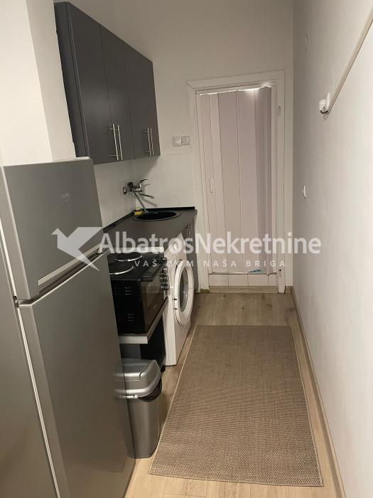 Renoviran stan Dorćol