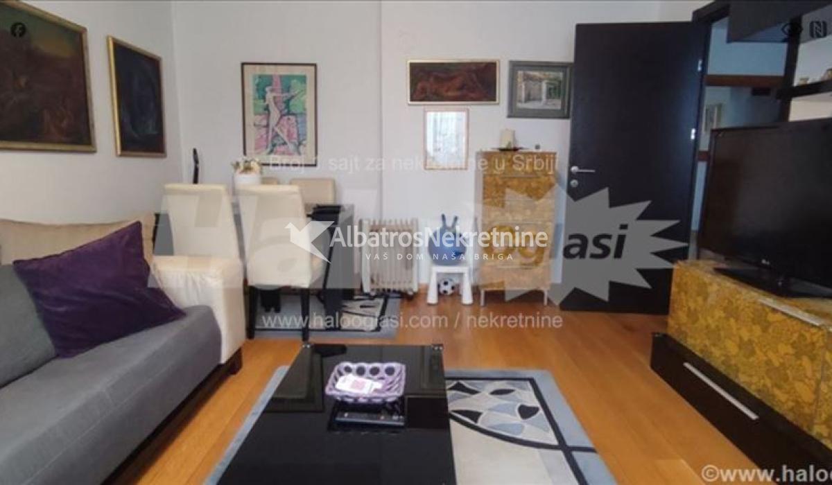 Lux,renoviran, 2.0 stan, fasadna cigla - Mirjevo