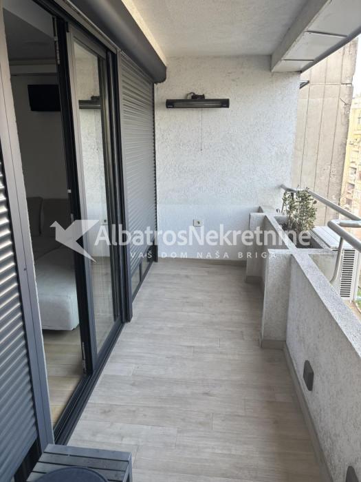 Blok 22, Sava centar, luksuzan, garaza, sve novo
