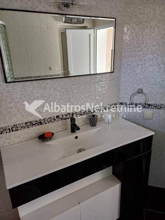 Novi Surčin - Ledine ( Aerodrom )