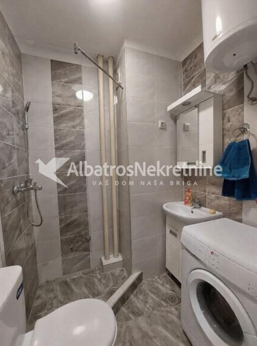 namesten stan u bulevaru zorana djindjica