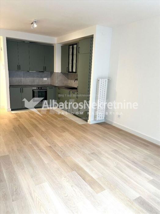 BW Eterna, 56 m2, IV sprat, sa jednim GM