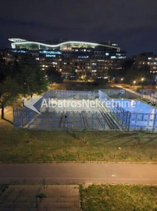  trosoban stan na Novom Beogradu