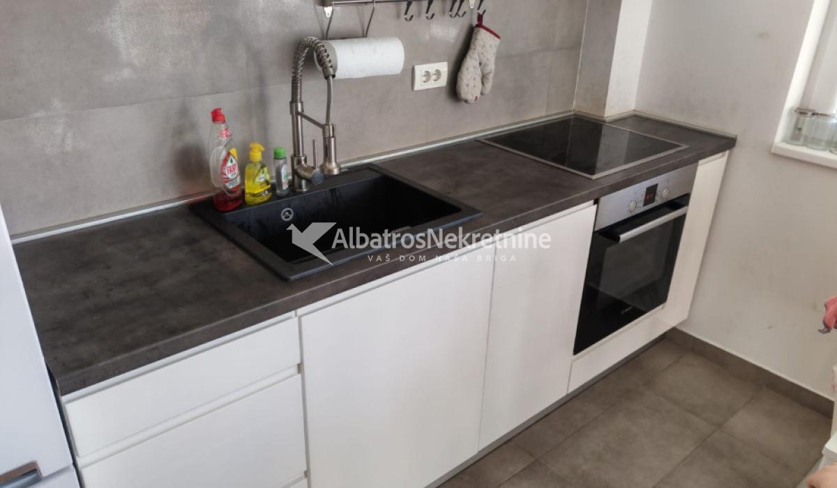 Mitrovdanska - Nov, namešten stan