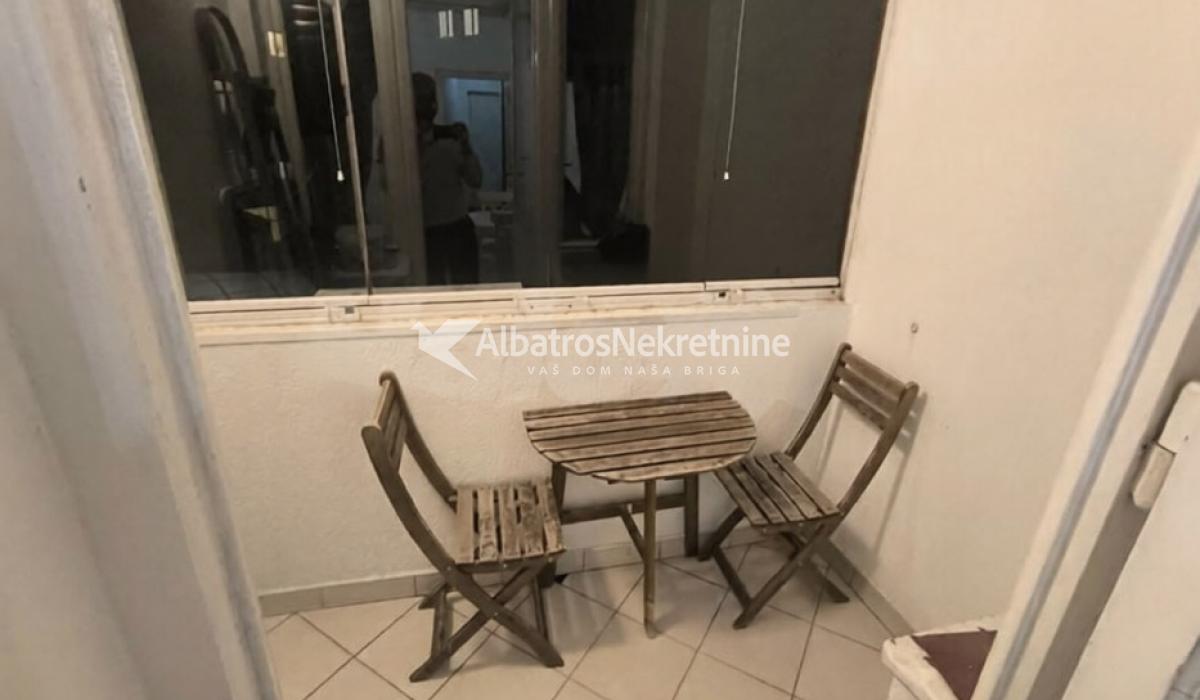 Makedonska 35 kvadrata