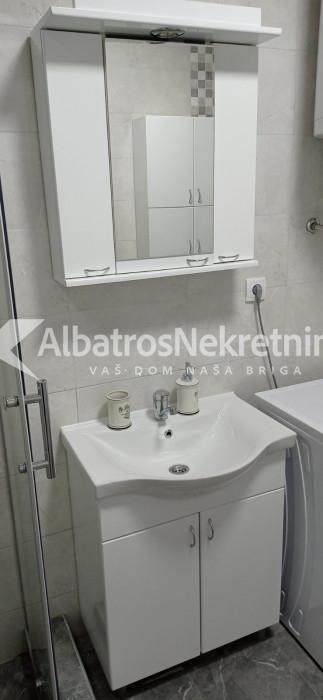 Vračar, Neimar, 74m2, II, 3.0