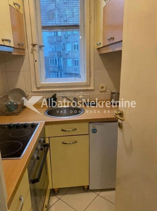 Makedonska 35 kvadrata