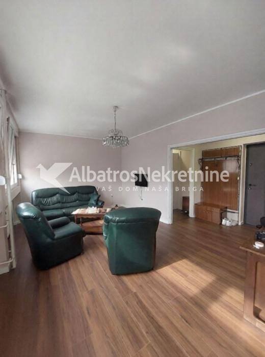 namesten stan u bulevaru zorana djindjica