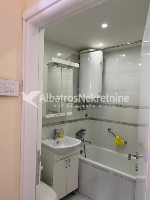 Novi Beograd - Blok 70, 2,0, 60m2 - Namešten