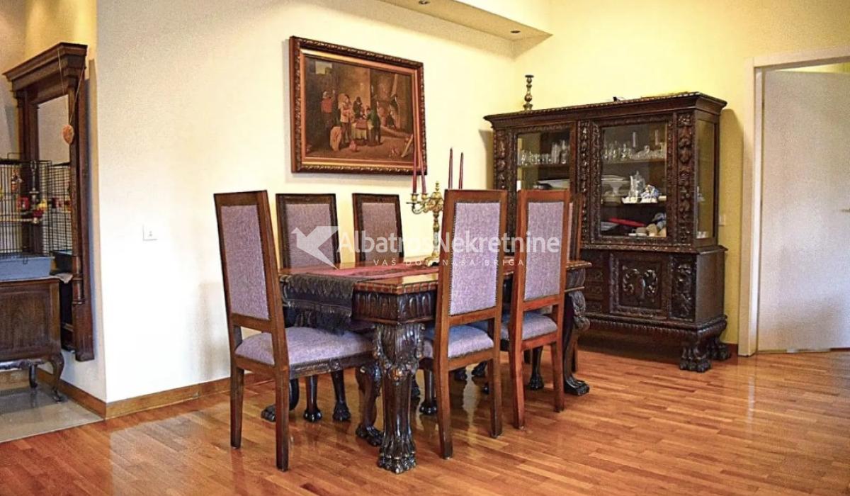 Ekskluzivan stan na Voždovcu