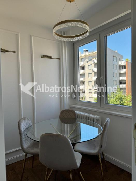 LUX Stan kod Beogradskog Dramskog Pozorista