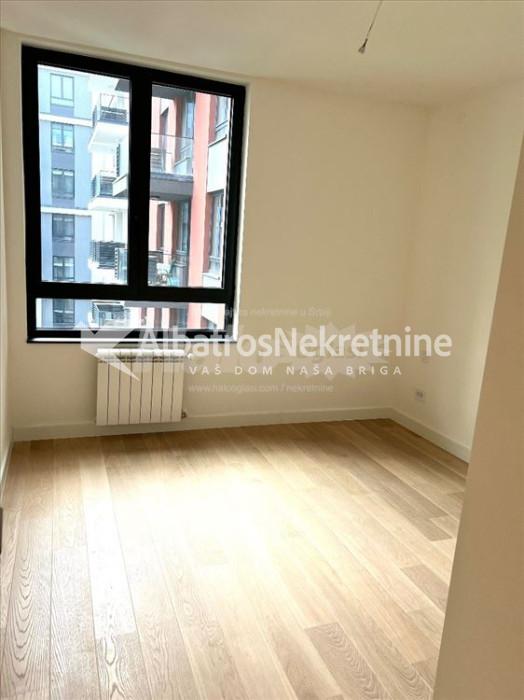 BW Eterna, 56 m2, IV sprat, sa jednim GM