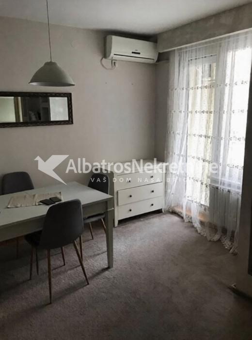 Naselje Stepa Stepanovic 2.5 stan kompletno opreml