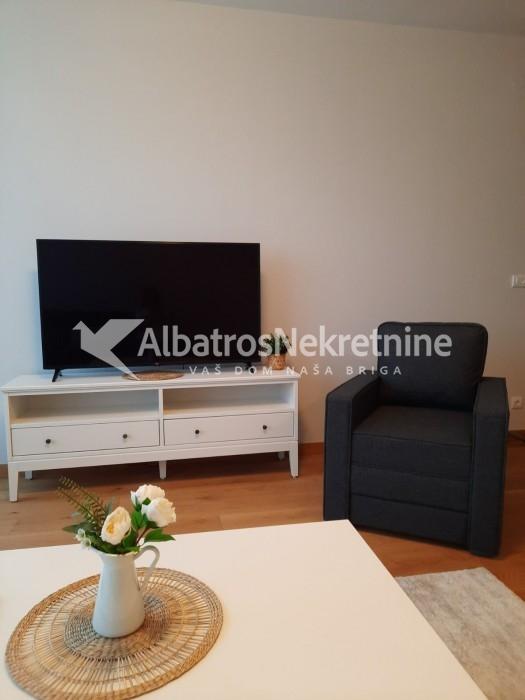 2.0 Novi Beograd-West 65