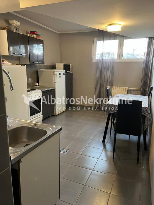 Prodaja stana u Mirijevu