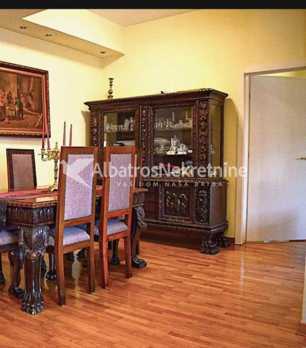 Ekskluzivan stan na Voždovcu