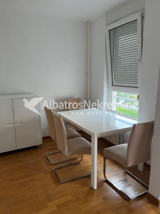 Dvosoban stan 60 m² polunamešten - Belvil Blok 67