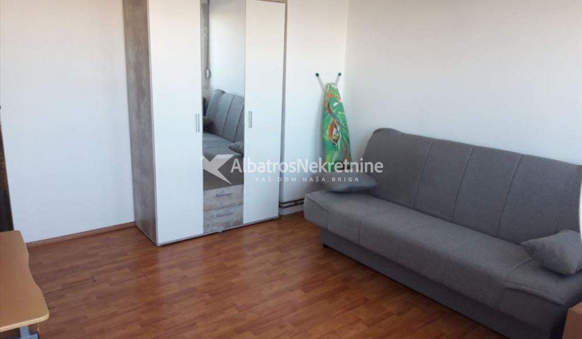 Blok 29, Arena,108kv DVA stana sa zasebnim ulazima