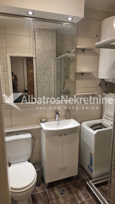 Namešten 2.0 stan Blok 21