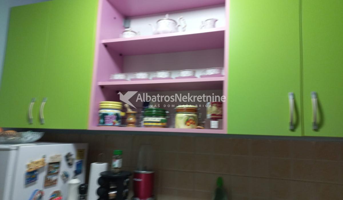 Predivan mali stan Na Zvezdari