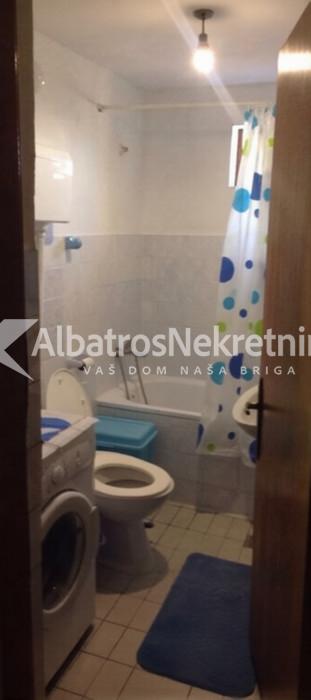 Bulevar K.Aleksandra Ustanicka okretnica kod Lidla