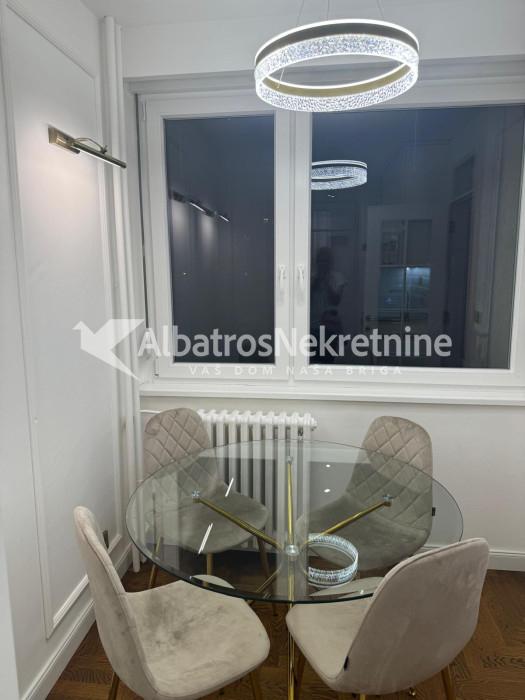 LUX Stan kod Beogradskog Dramskog Pozorista