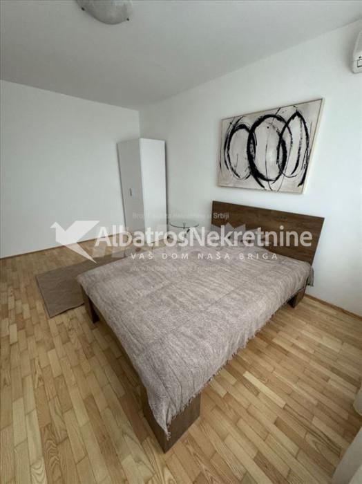 Stan Dedinje Lux & Cozy i Garaža