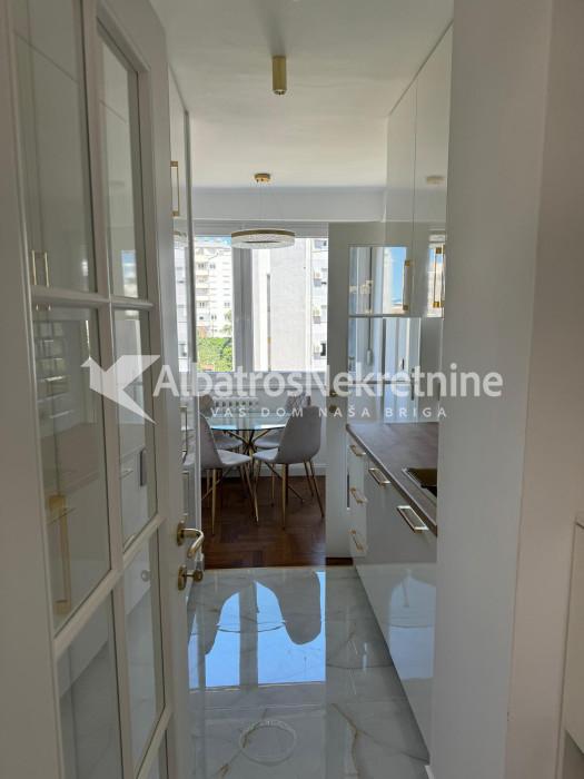 LUX Stan kod Beogradskog Dramskog Pozorista