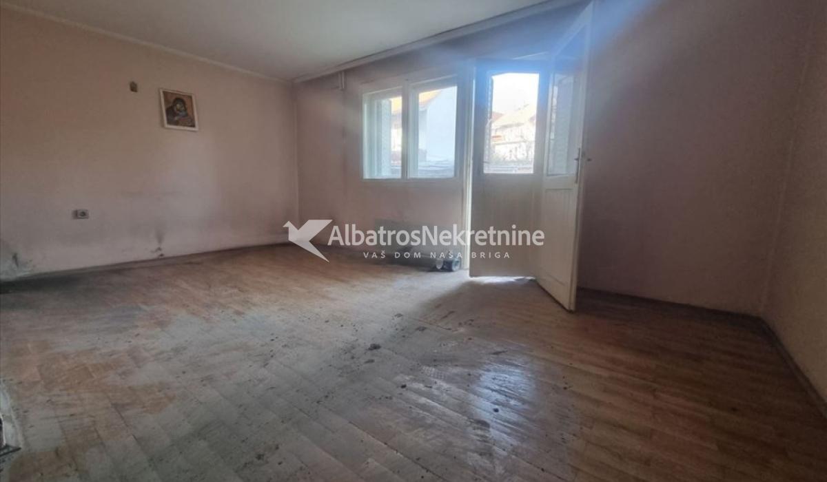 Dvosoban Jovanke Radakovic