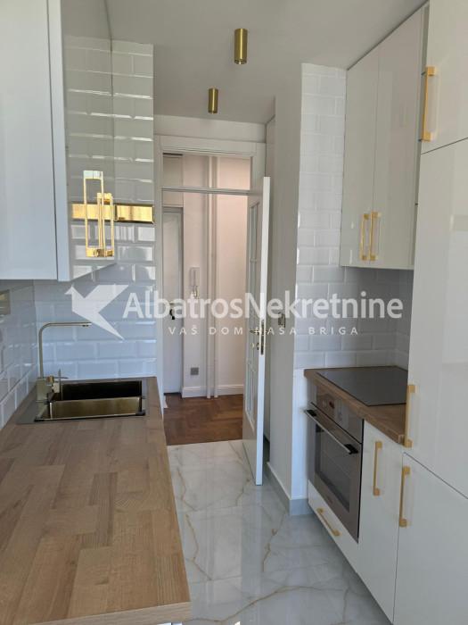 LUX Stan kod Beogradskog Dramskog Pozorista