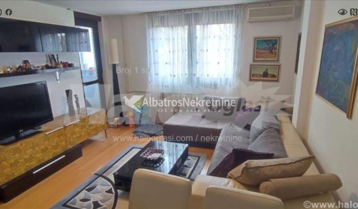 Lux,renoviran, 2.0 stan, fasadna cigla - Mirjevo