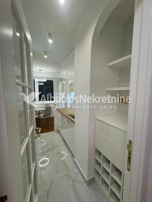 LUX Stan kod Beogradskog Dramskog Pozorista