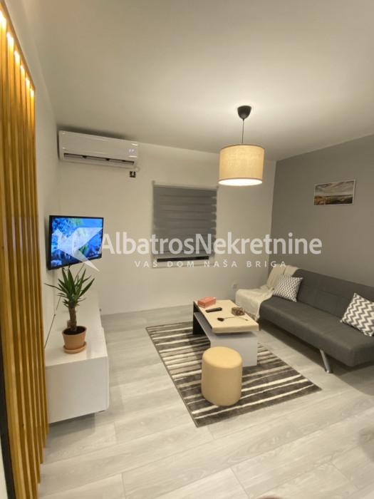  Renoviran stan u Beogradu Bulevar